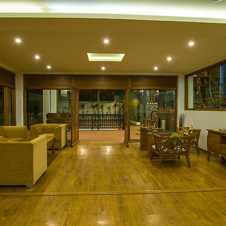 Olive Golden Ridge Resort Chinnakanal Екстериор снимка