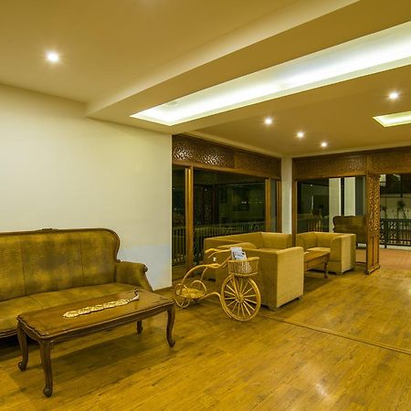 Olive Golden Ridge Resort Chinnakanal Екстериор снимка