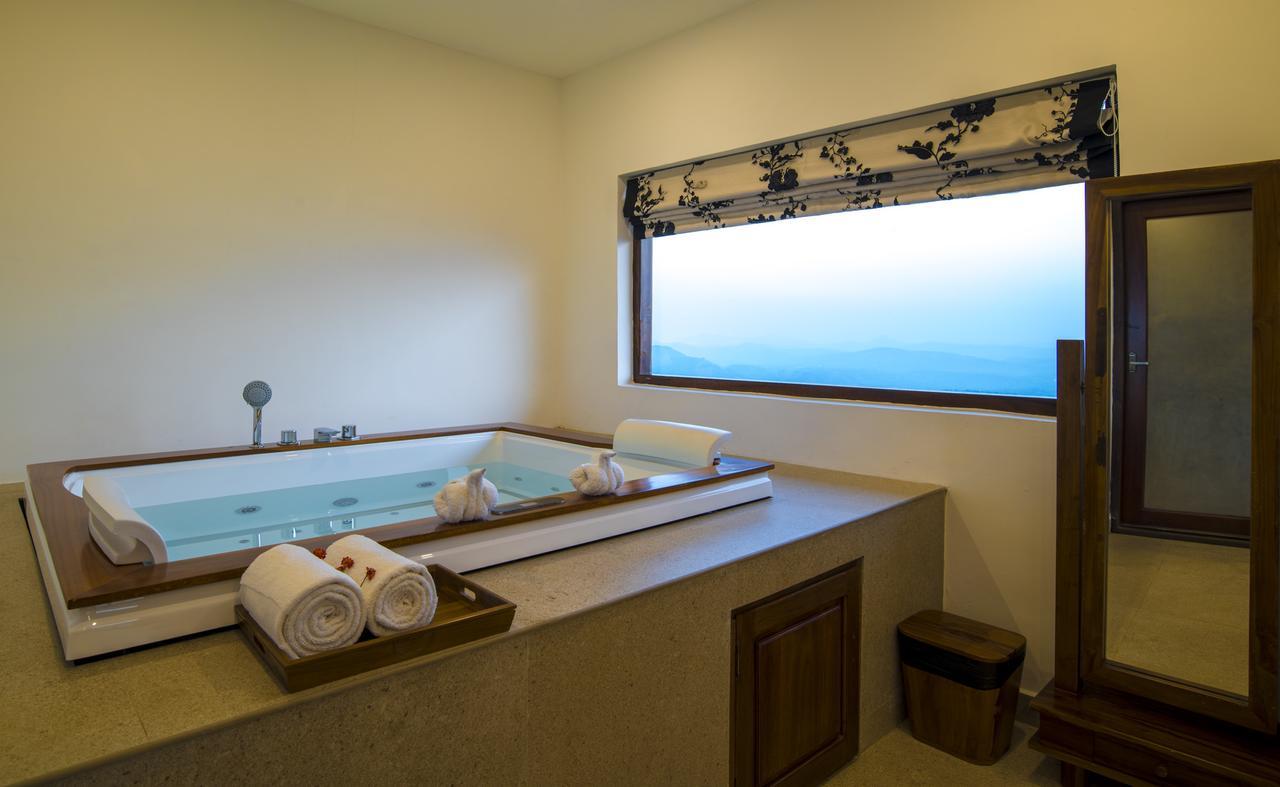 Olive Golden Ridge Resort Chinnakanal Екстериор снимка